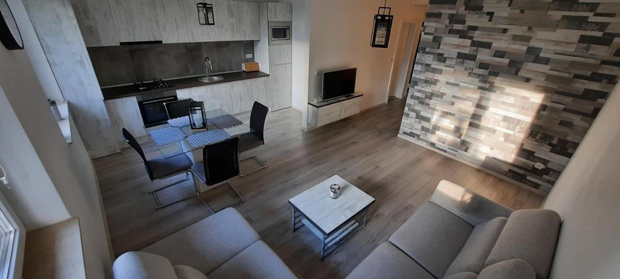The World Apartament Targu Mures Exterior foto
