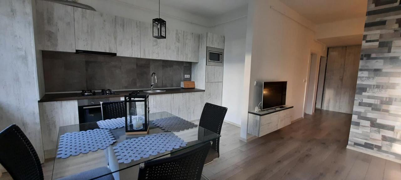 The World Apartament Targu Mures Exterior foto